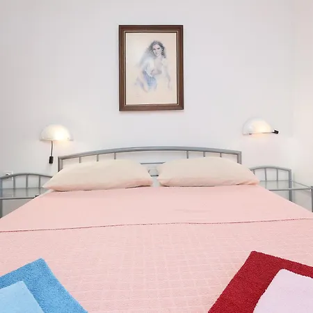 Apartman Pintar *