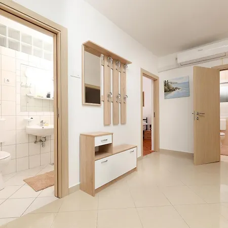 Apartman Pintar