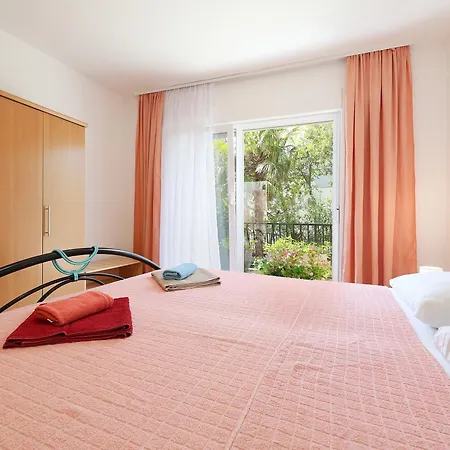 Apartman Pintar